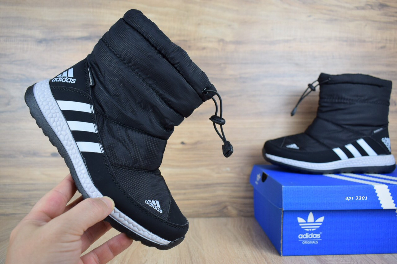 Женские зимние сапоги низкие в стиле Adidas, черные с белым, текстиль/мех 36 (23 см), последний размер
Женские зимние сапоги низкие в стиле Adidas, черные с белым, текстиль/мех 36 (23 см), последний размер