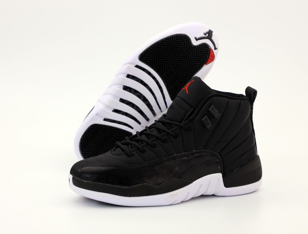 Кроссовки мужские Nike Air Jordan черные, Найк Джордан, кожа, текстиль, код KD-12104 42
Кроссовки мужские Nike Air Jordan черные, Найк Джордан, кожа, текстиль, код KD-12104 42