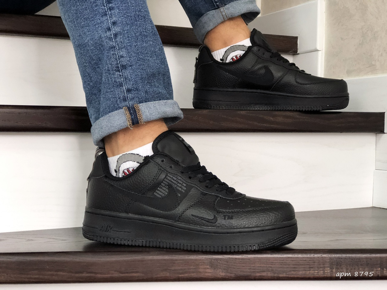 Кроссовки мужские Nike Air Force черные, Найк Аир Форс, натуралная кожа, код SD-8795 44, Весна/осень
Кроссовки мужские Nike Air Force черные, Найк Аир Форс, натуралная кожа, код SD-8795 44, Весна/осень