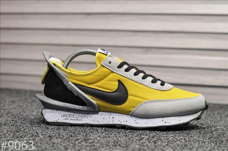 Кроссовки мужские Nike Undercover желтые с серым, Найк Андерковер, замша, текстиль, код TD-9063 45
Кроссовки мужские Nike Undercover желтые с серым, Найк Андерковер, замша, текстиль, код TD-9063 45