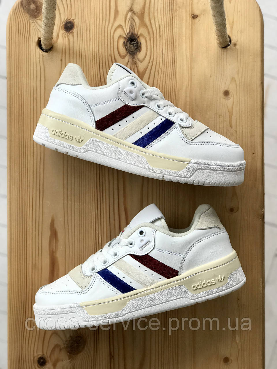 Кроссовки женские Adidas Drop Step low адидас дроп степ белые адидаси бежевые кеды крассовки кроссы, Белый
Кроссовки женские Adidas Drop Step low адидас дроп степ белые адидаси бежевые кеды крассовки кроссы, Белый