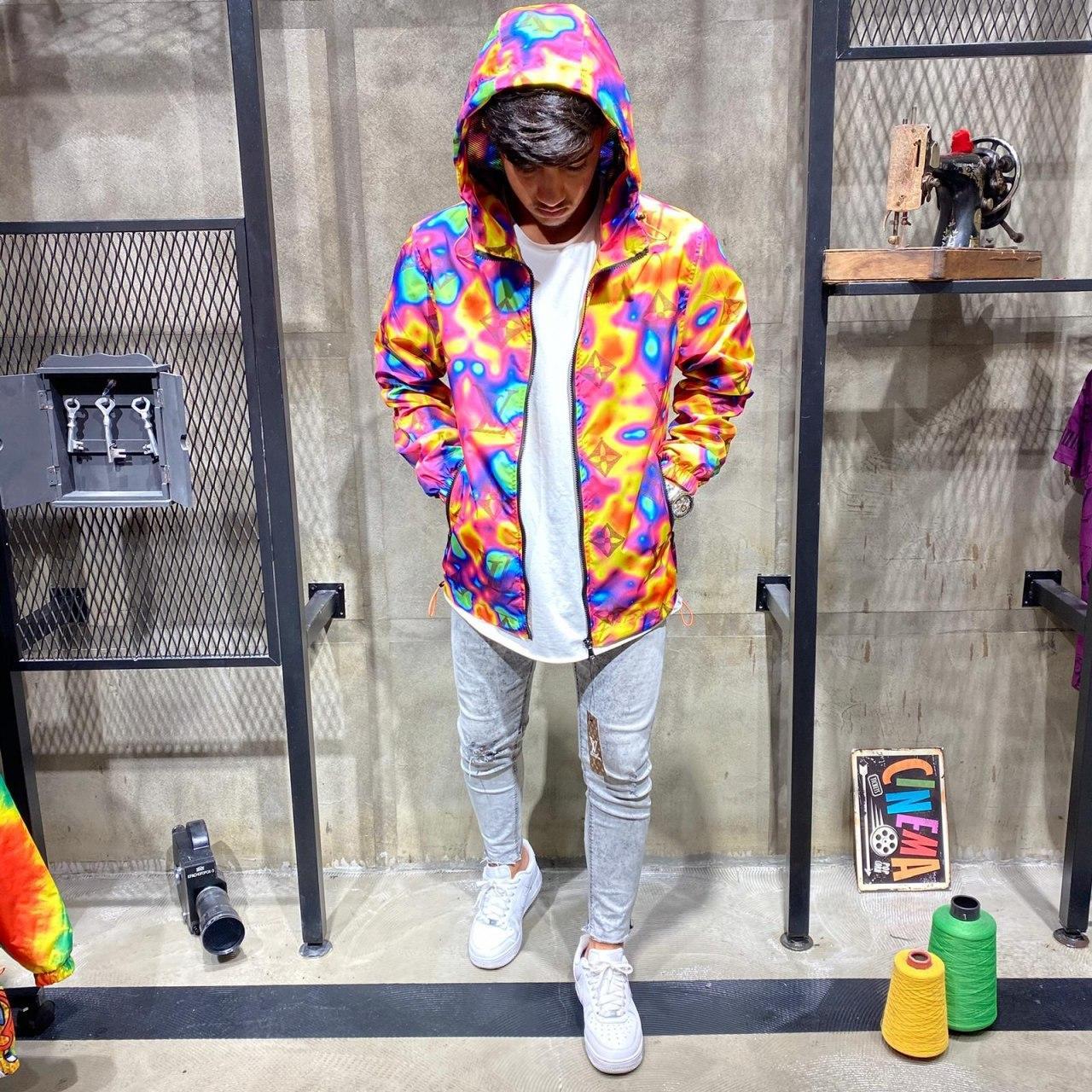 Мужская ветровка Louis Vuitton Multicolored / Луи Витон Разноцветная XL, Весна/Осень
Мужская ветровка Louis Vuitton Multicolored / Луи Витон Разноцветная XL, Весна/Осень