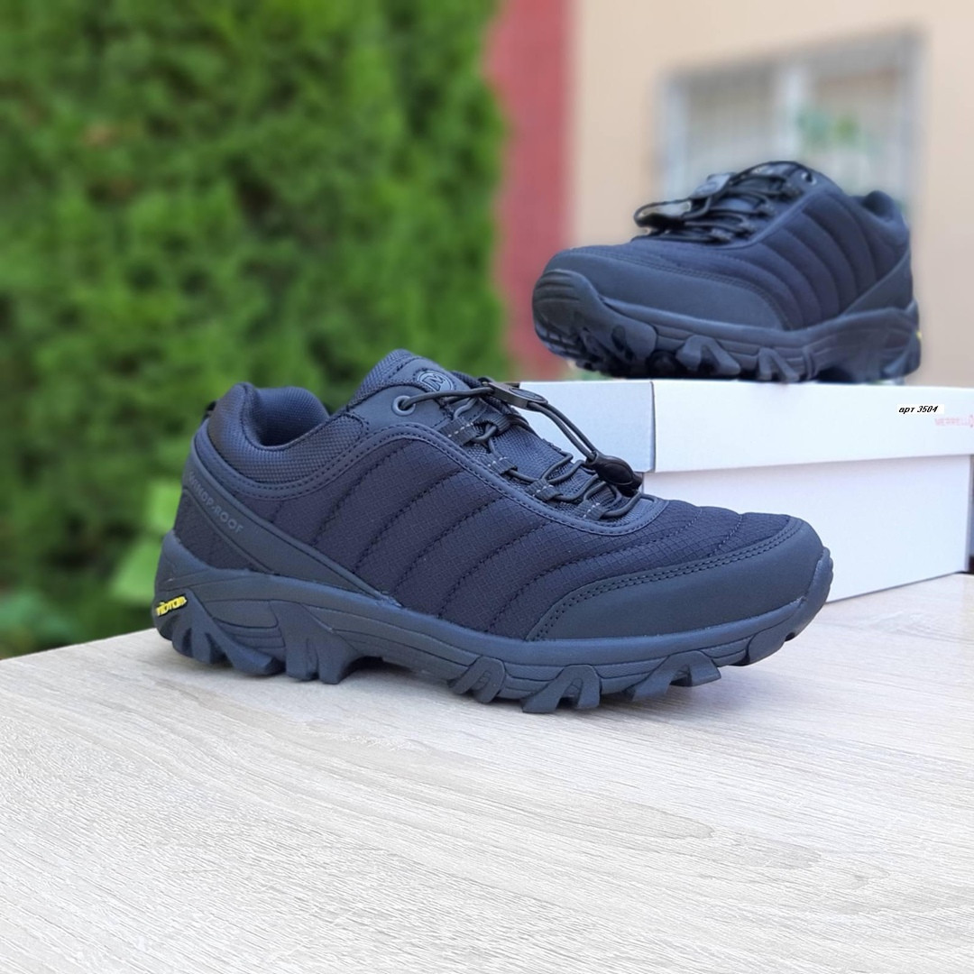 Мужские зимние кроссовки на термопрокладке Merrell Vibram, нейлон, черные 43 (27,5 см)
Мужские зимние кроссовки на термопрокладке Merrell Vibram, нейлон, черные 43 (27,5 см)