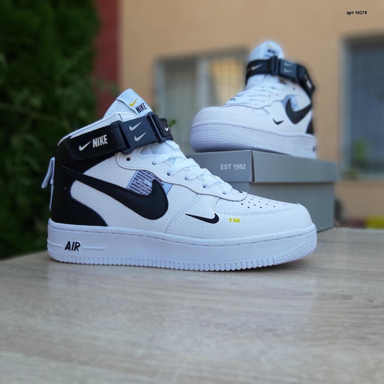 Мужские кроссовки Nike Air Force 1 Mid LV8, кожа, белые с черным 43 (27,5 см), размеры:41,43,44,45,46
Мужские кроссовки Nike Air Force 1 Mid LV8, кожа, белые с черным 43 (27,5 см), размеры:41,43,44,45,46
