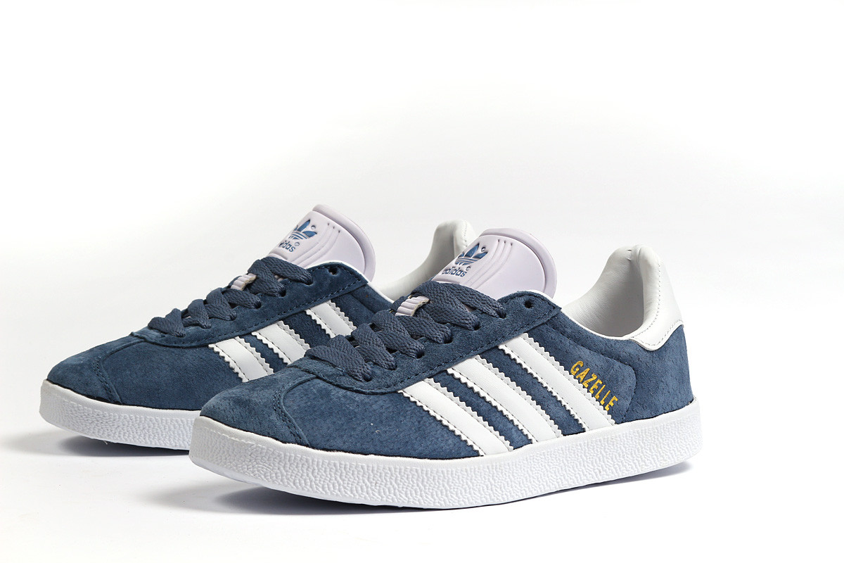 Женские кроссовки Adidas Gazelle, замша, голубые 37 (23 см), размеры:36,37,38,39,40,41
Женские кроссовки Adidas Gazelle, замша, голубые 37 (23 см), размеры:36,37,38,39,40,41