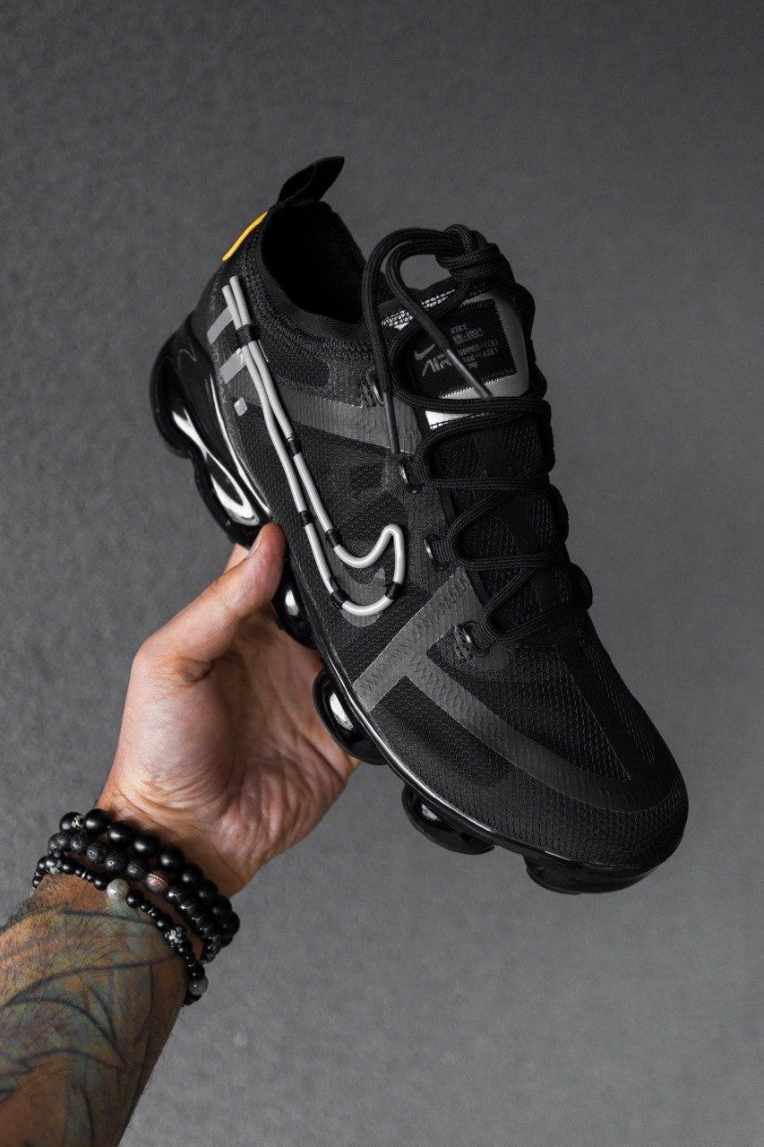 Мужские кроссовки Nike Air VaporMax 2019 "Black" / Найк Аир ВапорМакc Плюс Черные 42, Черный
Мужские кроссовки Nike Air VaporMax 2019 "Black" / Найк Аир ВапорМакc Плюс Черные 42, Черный