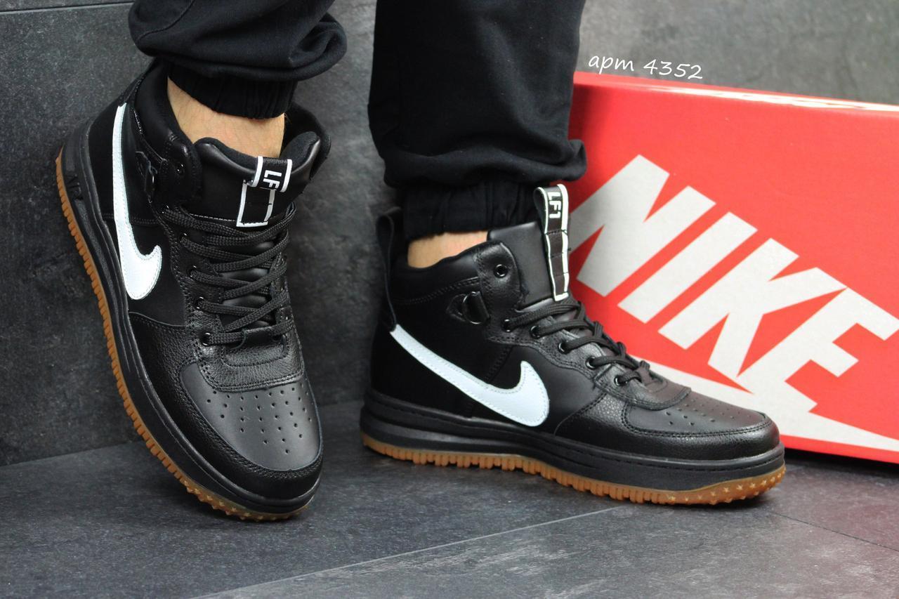 Мужские кроссовки в стиле Nike Lunar Force 1, черные с белым 44(28 см), размеры:43,44
Мужские кроссовки в стиле Nike Lunar Force 1, черные с белым 44(28 см), размеры:43,44