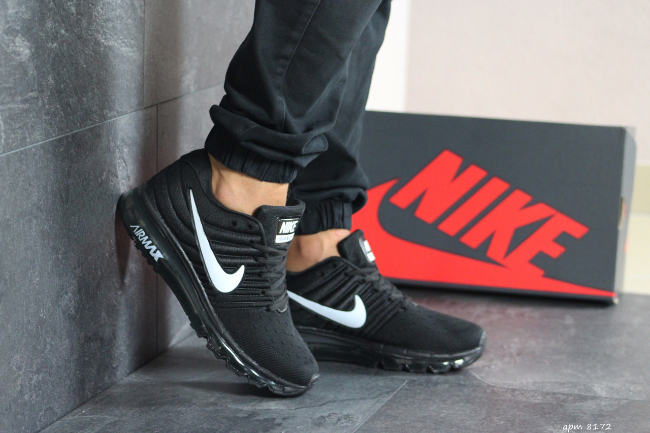 Мужские кроссовки в стиле Nike Air Max, сетка, черные с белым 45(28,3 см), последний размер
Мужские кроссовки в стиле Nike Air Max, сетка, черные с белым 45(28,3 см), последний размер