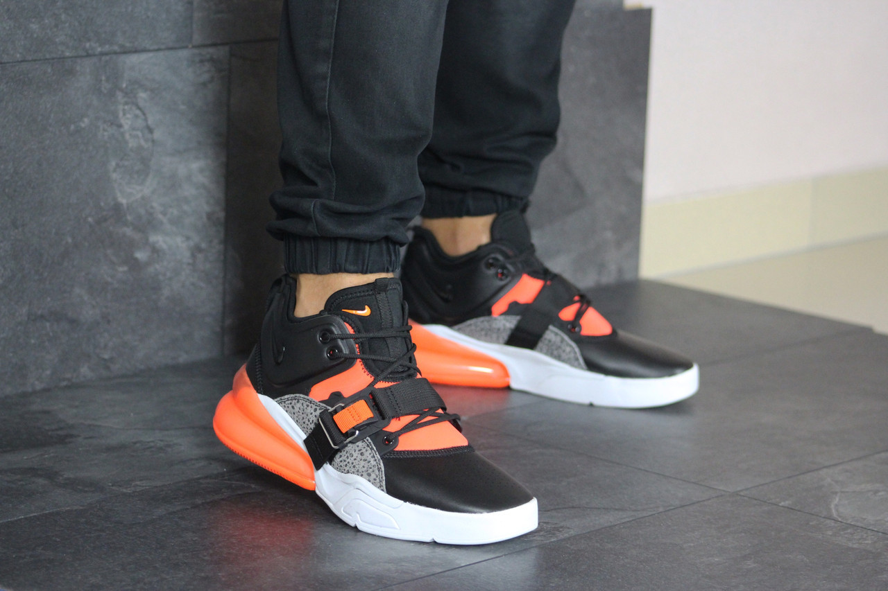 Мужские кроссовки в стиле Nike Air Force 270, кожа, черные с оранжевым 41(26,5 см), размеры:41,43,44
Мужские кроссовки в стиле Nike Air Force 270, кожа, черные с оранжевым 41(26,5 см), размеры:41,43,44