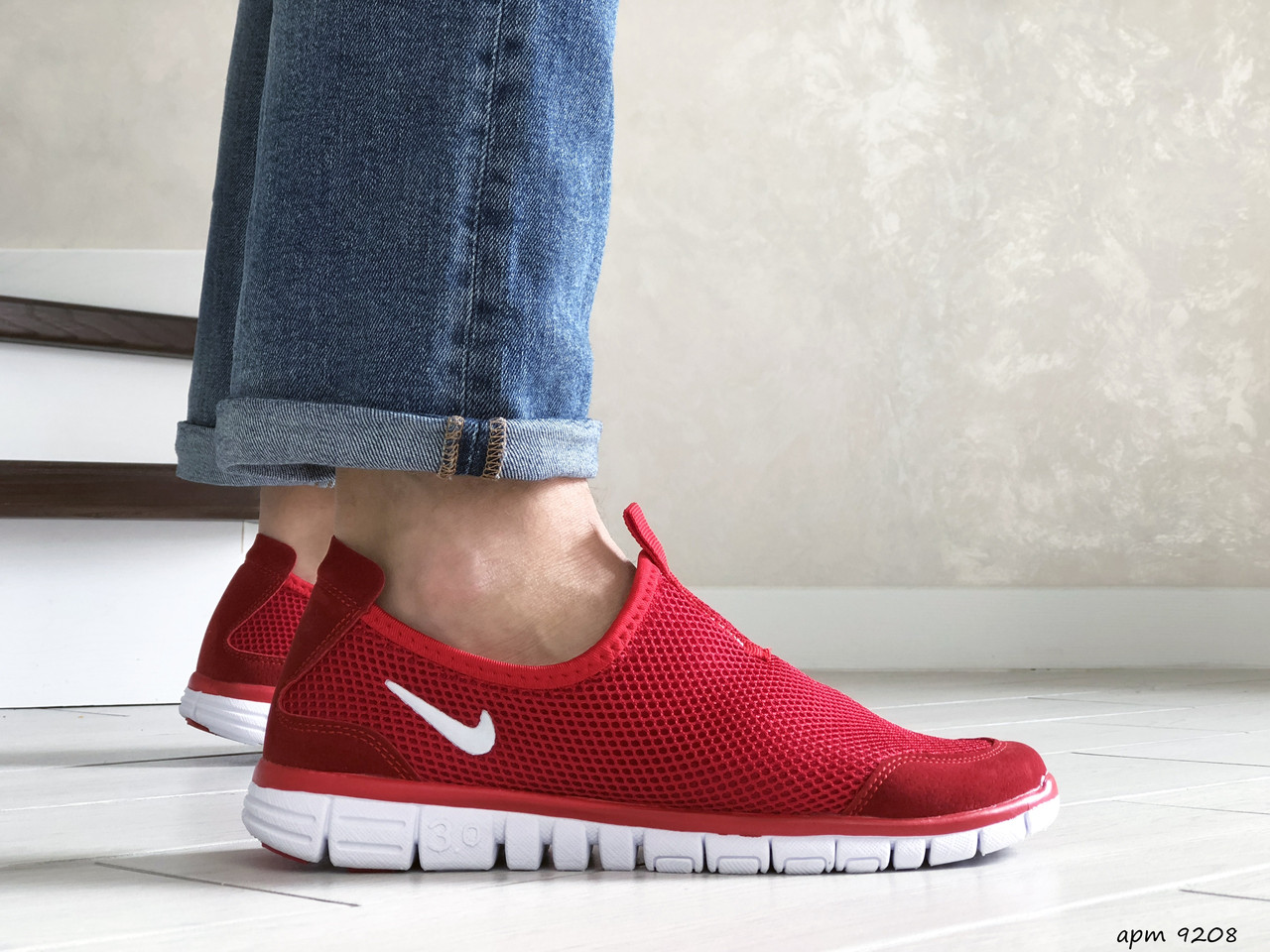 Мужские кроссовки Nike Free Run 30, сетка, красные 41(25,8 см), размеры:41,42,43,44,45
Мужские кроссовки Nike Free Run 30, сетка, красные 41(25,8 см), размеры:41,42,43,44,45