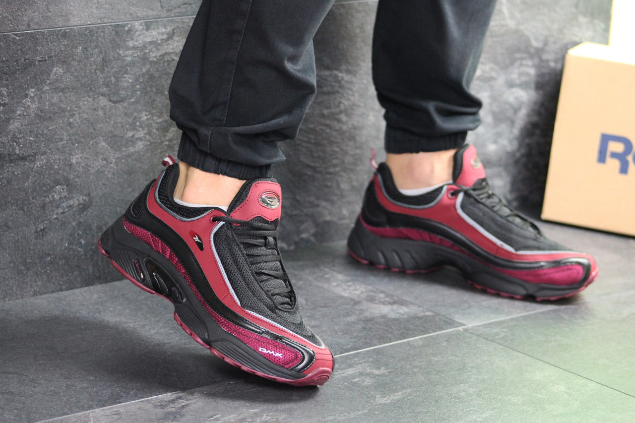 

Мужские кроссовки в стиле Reebok Daytona DMX, бордовые. 46(29,5 см), размеры:44,46