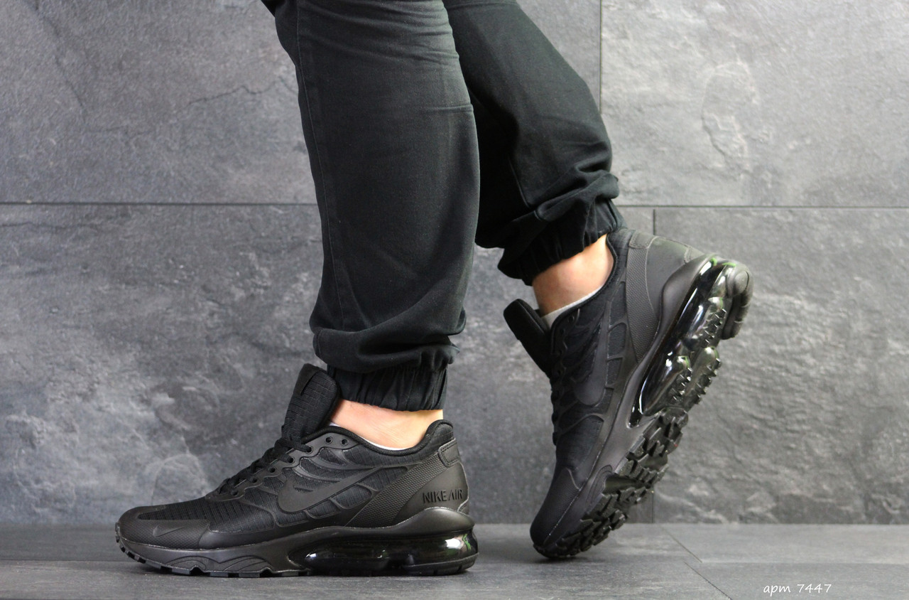 Мужские кроссовки в стиле Nike Air Vapormax Turbo, черные 41(26,3 см), последний размер
Мужские кроссовки в стиле Nike Air Vapormax Turbo, черные 41(26,3 см), последний размер