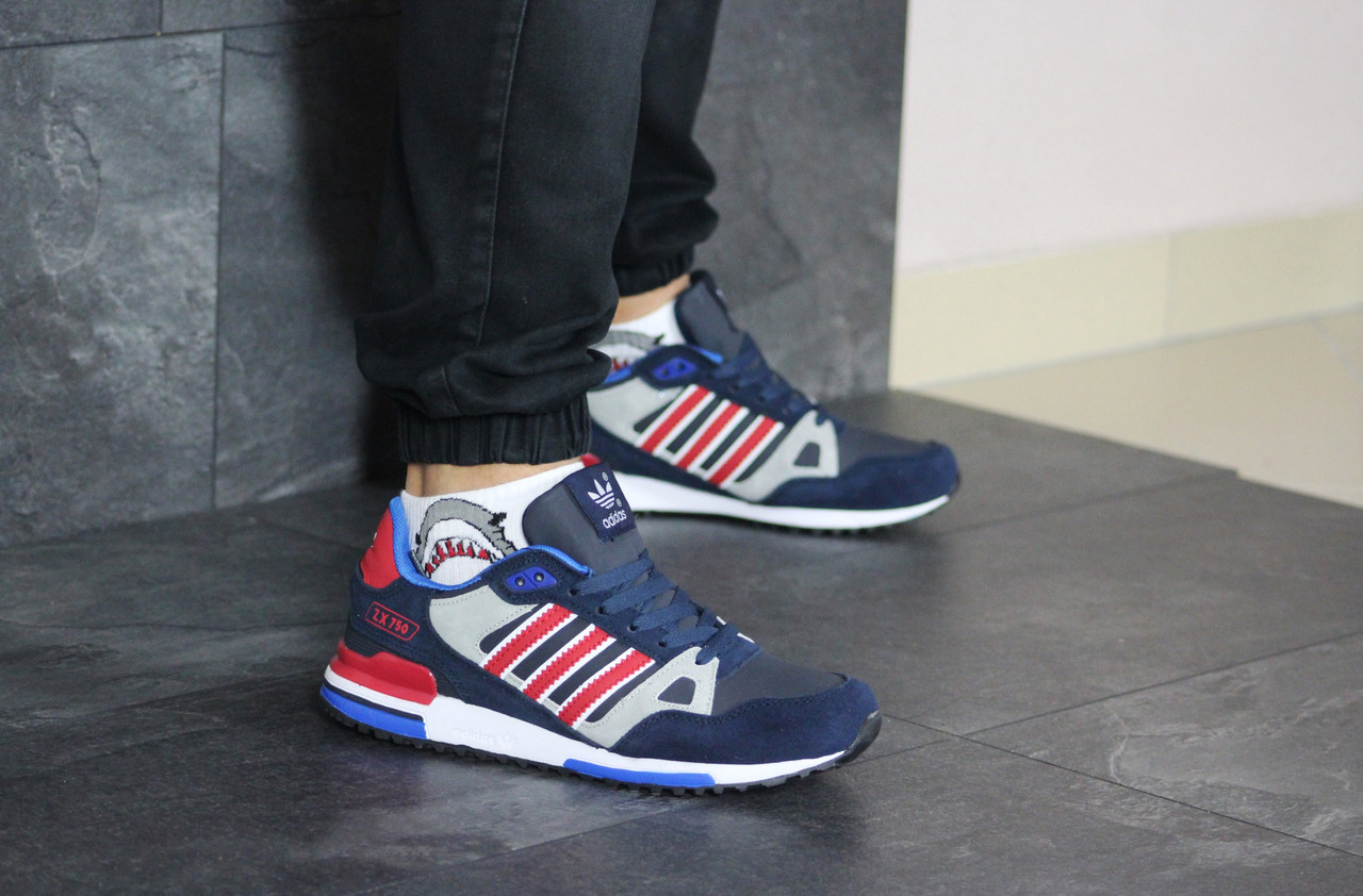 Мужские кроссовки в стиле Adidas ZX 750, кожа, синие с красным 42(27,5 см), размеры:42,43,44,45,46
Мужские кроссовки в стиле Adidas ZX 750, кожа, синие с красным 42(27,5 см), размеры:42,43,44,45,46