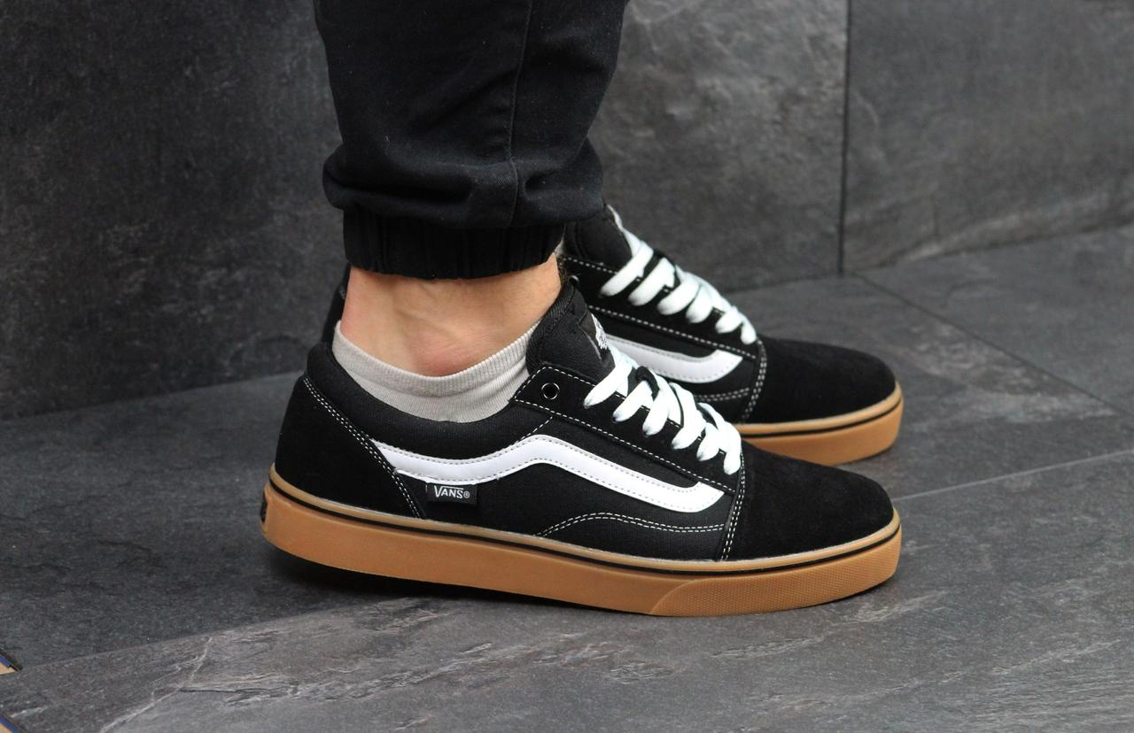 Мужские кроссовки в стиле Vans, текстиль, замша, черные с белым, 44р(28,3 см), размеры:43,44,46
Мужские кроссовки в стиле Vans, текстиль, замша, черные с белым, 44р(28,3 см), размеры:43,44,46