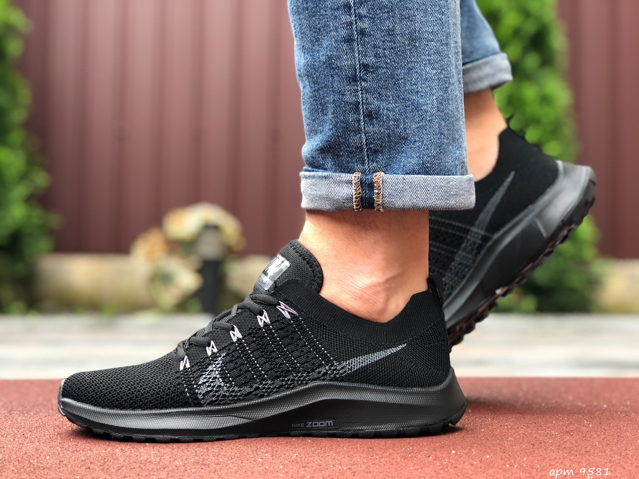 Мужские кроссовки в стиле Nike Zoom, сетка, черные, 45 (28 см), размеры:41,42,43,44,45
Мужские кроссовки в стиле Nike Zoom, сетка, черные, 45 (28 см), размеры:41,42,43,44,45