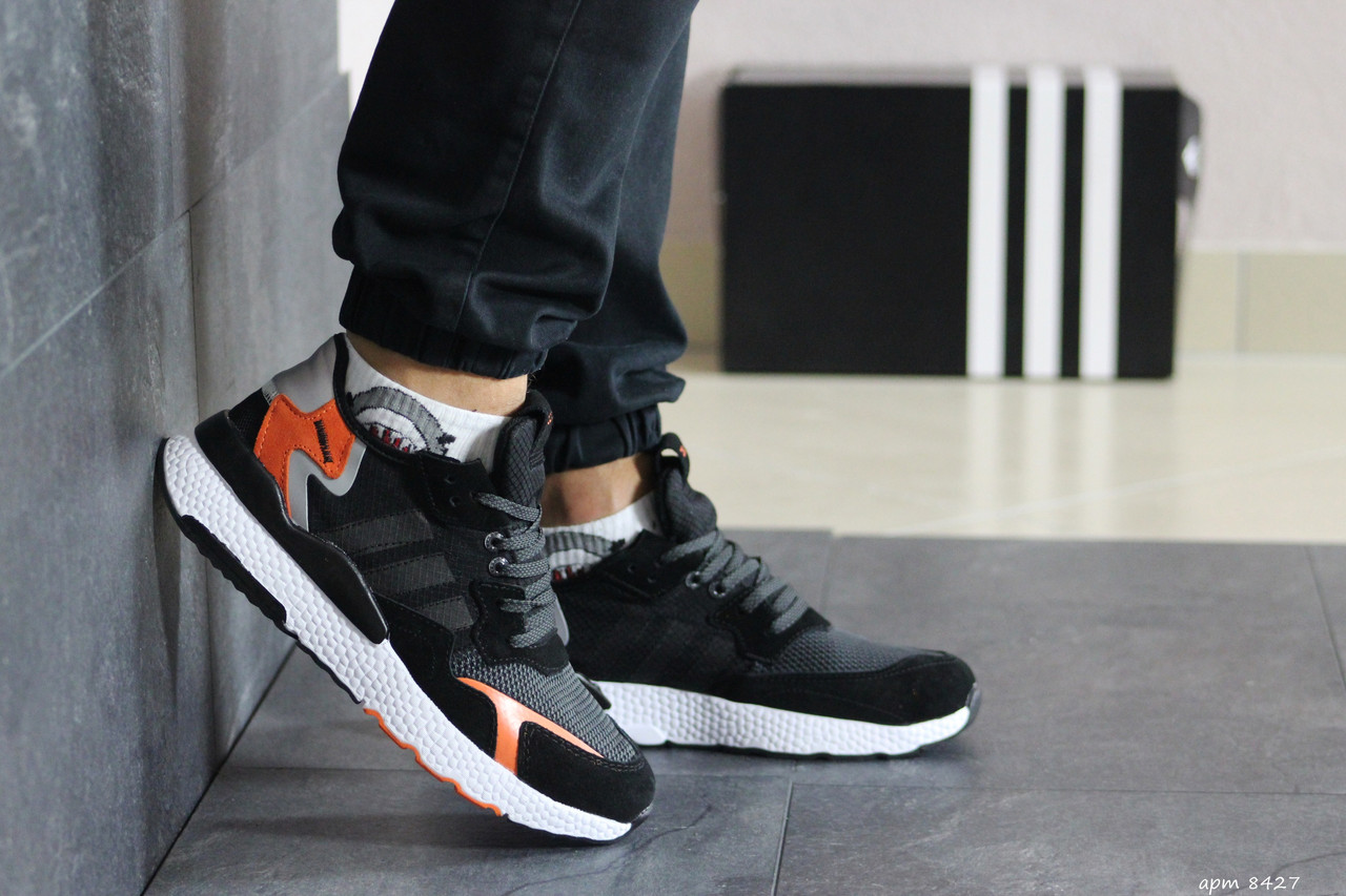 Мужские кроссовки в стиле Adidas Nite Jogger Boost, сетка, замша, черные с оранжевым 44(28 см)
Мужские кроссовки в стиле Adidas Nite Jogger Boost, сетка, замша, черные с оранжевым 44(28 см)