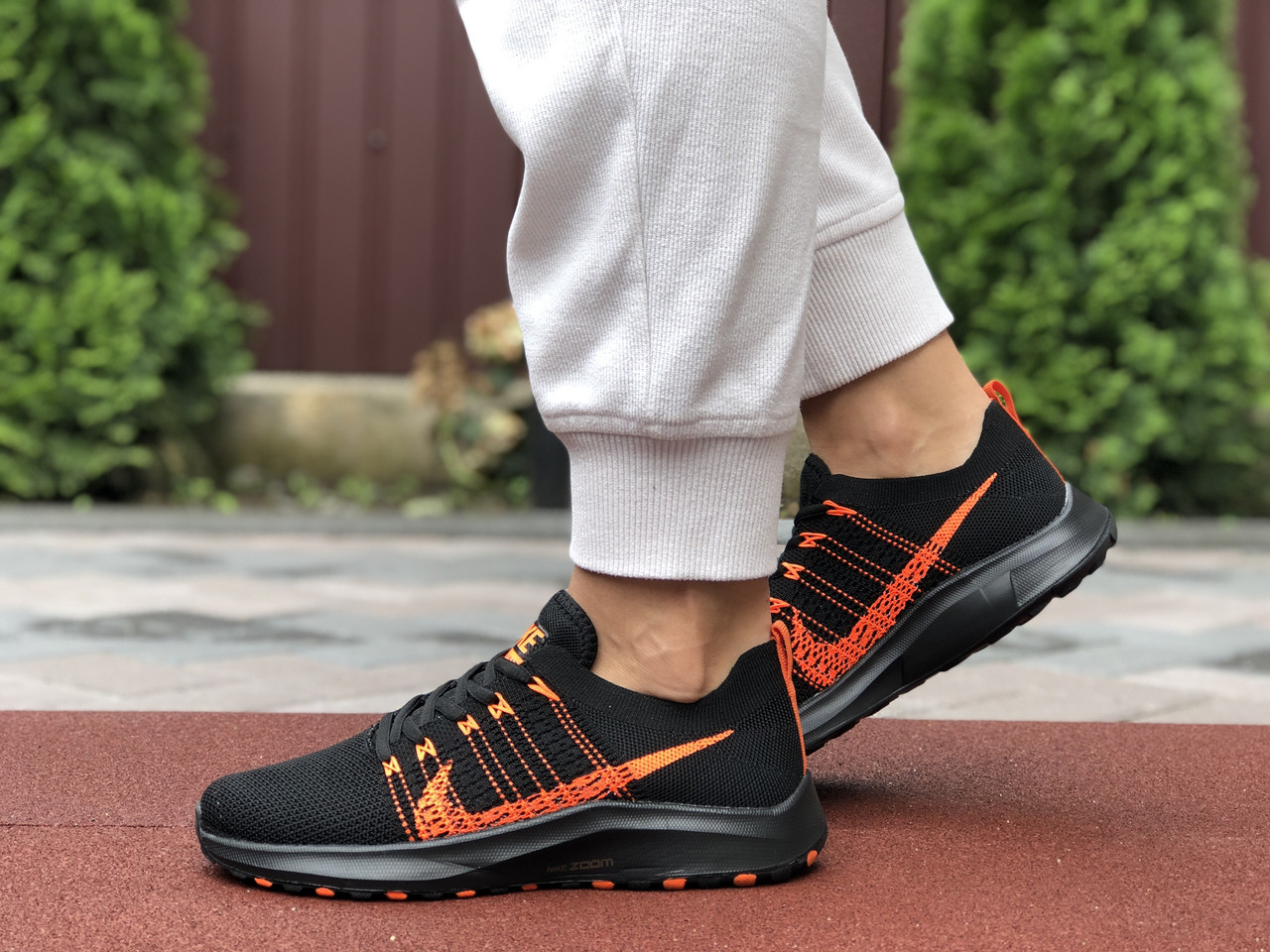 Женские кроссовки в стиле Nike Zoom, сетка, черные с оранжевым, 39 (24,5 см), размеры:36,37,38,39,40,41
Женские кроссовки в стиле Nike Zoom, сетка, черные с оранжевым, 39 (24,5 см), размеры:36,37,38,39,40,41