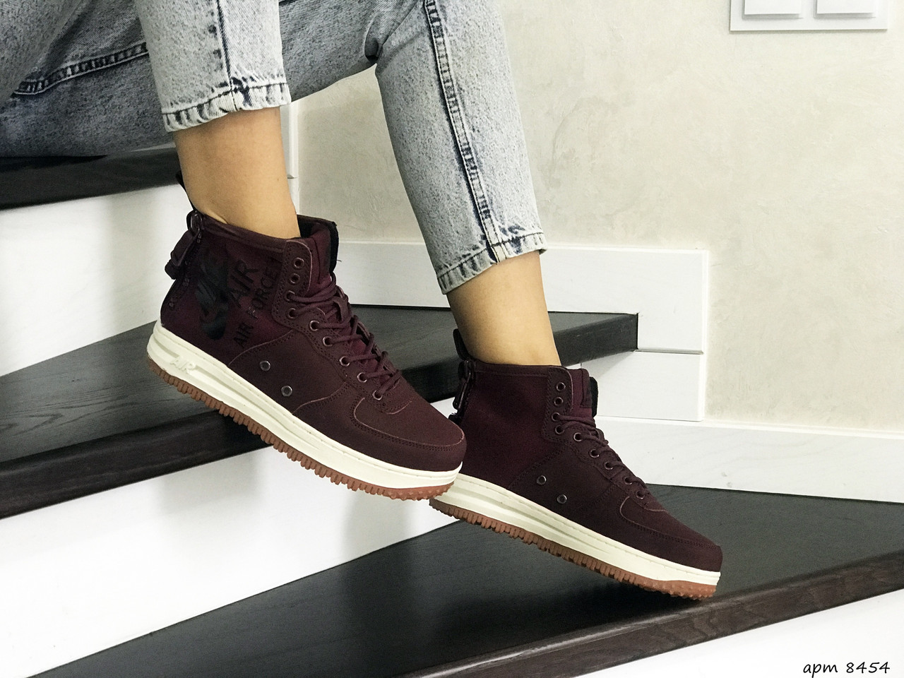 Женские кроссовки в стиле Nike Air Force, кожа, бодовые 36(22,7 см), размеры:36,37,38,39,40,41
Женские кроссовки в стиле Nike Air Force, кожа, бодовые 36(22,7 см), размеры:36,37,38,39,40,41