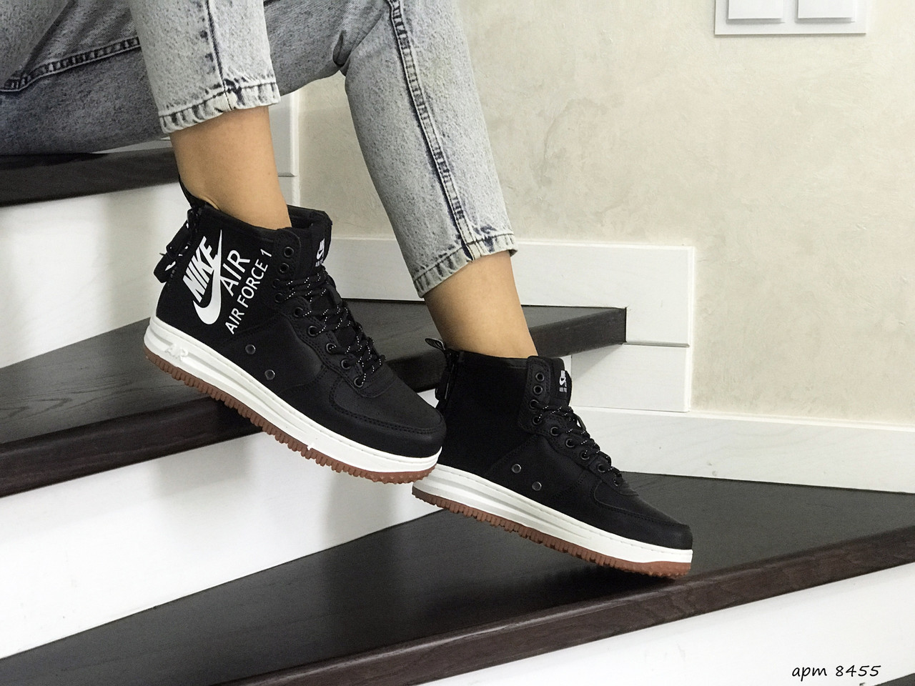 Женские кроссовки в стиле Nike Air Force, кожа, черные с белым 36(22,7 см), размеры:36,37,39,41
Женские кроссовки в стиле Nike Air Force, кожа, черные с белым 36(22,7 см), размеры:36,37,39,41