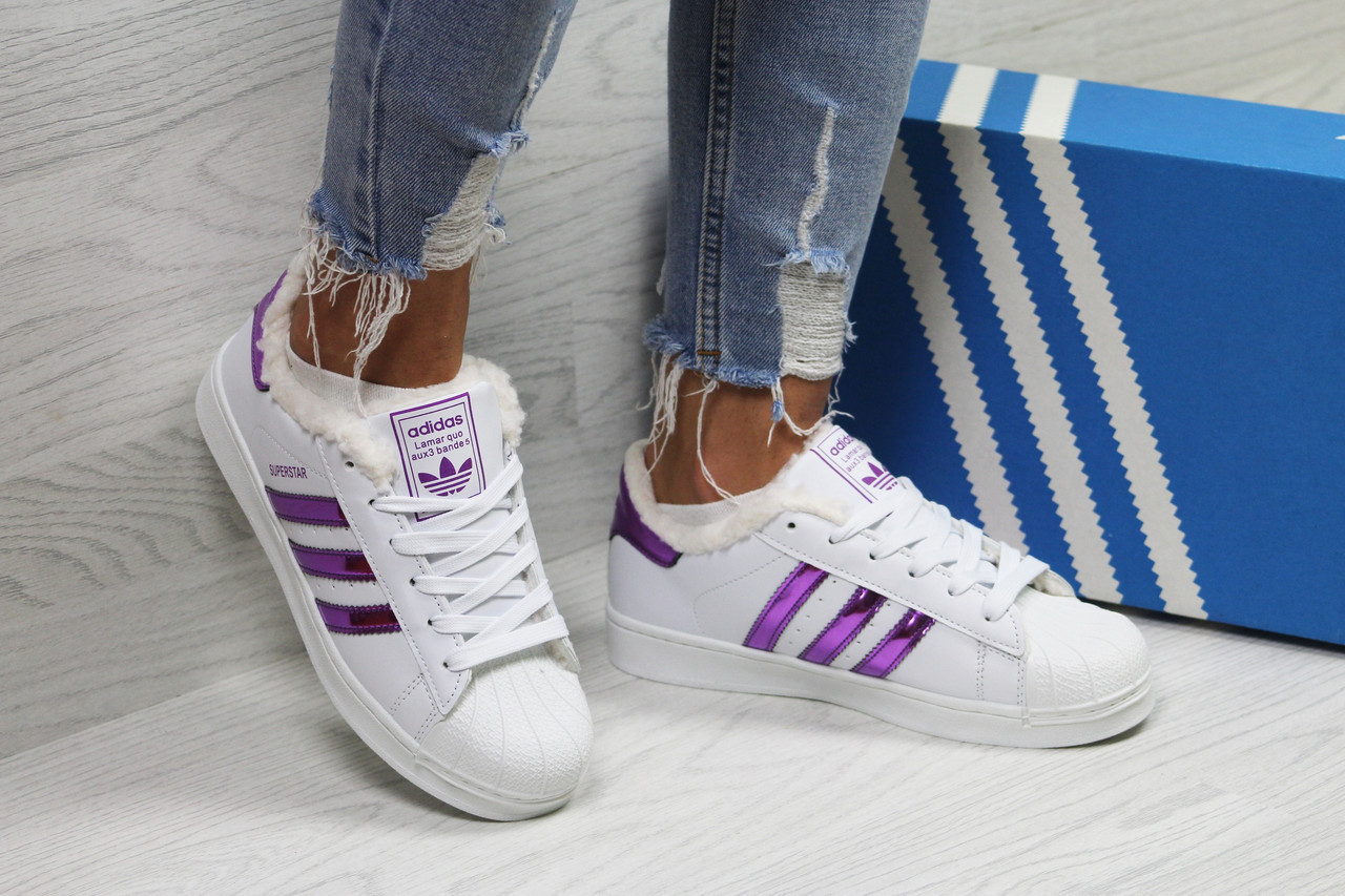 Женские зимние кроссовки в стиле Adidas Superstar, белые с фиолетовым 37 (23,5 см), размеры:36,37,38,39,40,41
Женские зимние кроссовки в стиле Adidas Superstar, белые с фиолетовым 37 (23,5 см), размеры:36,37,38,39,40,41