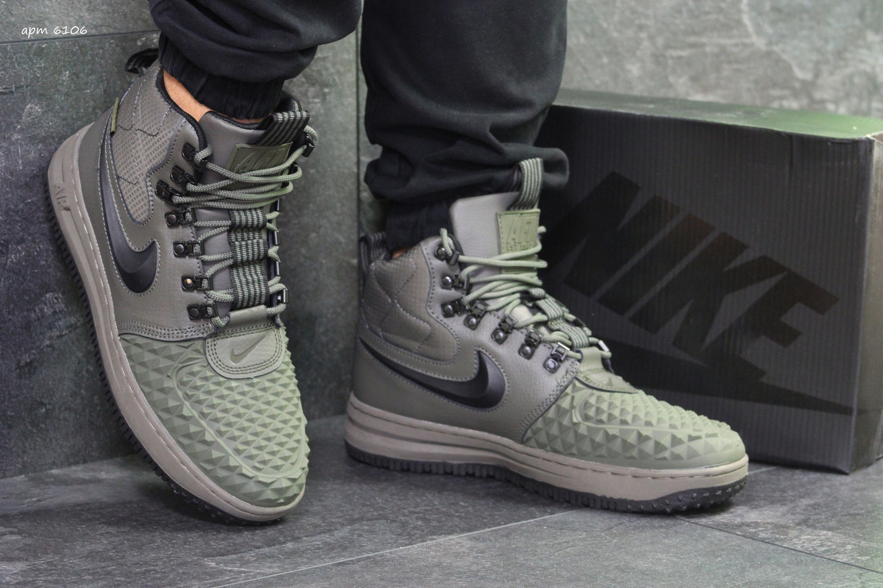 Мужские кроссовки в стиле Nike Lunar Force 1 Duckboot, тёмно-зеленые 43(27 см), последний размер
Мужские кроссовки в стиле Nike Lunar Force 1 Duckboot, тёмно-зеленые 43(27 см), последний размер
