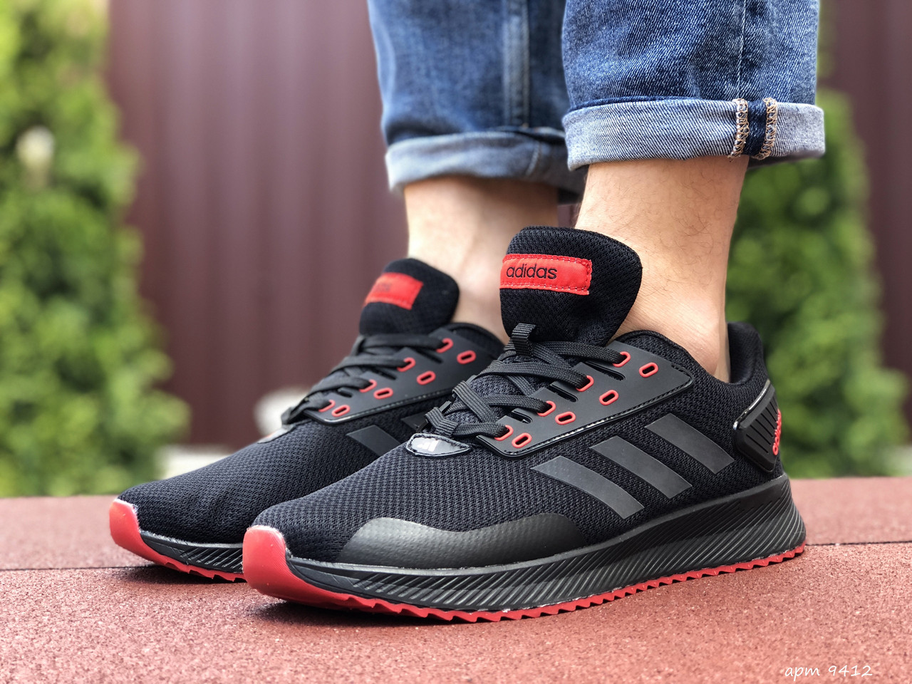 Мужские кроссовки в стиле Adidas, сетка, черные с красным 43(27,6 см), размеры:41,43,44,46
Мужские кроссовки в стиле Adidas, сетка, черные с красным 43(27,6 см), размеры:41,43,44,46