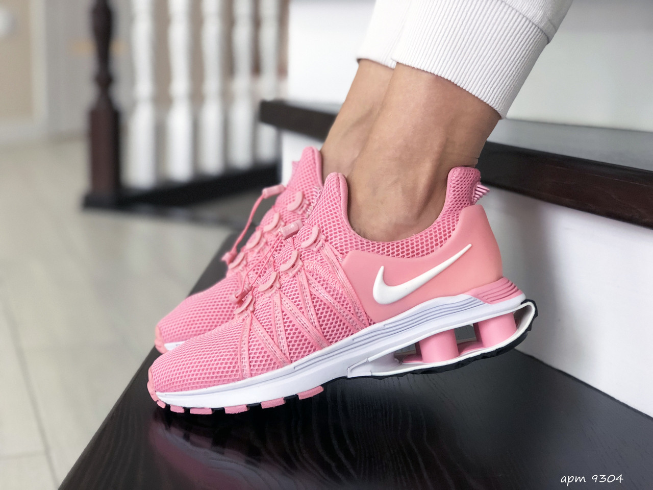 Женские кроссовки в стиле Nike Shox Gravity, сетка, розовые с белым, 40р(25,5 см), размеры:36,39,40
Женские кроссовки в стиле Nike Shox Gravity, сетка, розовые с белым, 40р(25,5 см), размеры:36,39,40