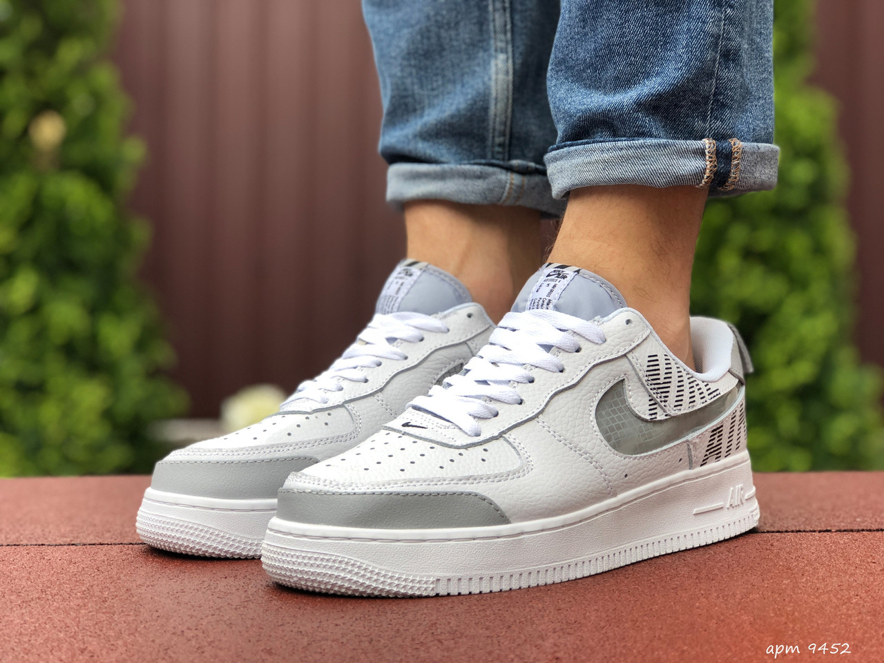 Мужские кроссовки в стиле Nike Air Force, кожа, белые с серым 41(26,3 см), размеры:41,43,44,45
Мужские кроссовки в стиле Nike Air Force, кожа, белые с серым 41(26,3 см), размеры:41,43,44,45