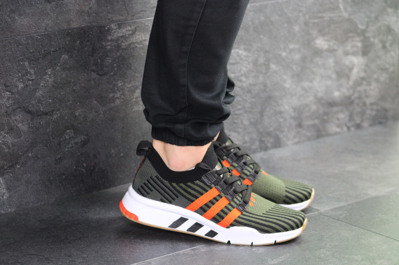 Мужские кроссовки в стиле Adidas Equipment adv 91-18, сетка, зеленые с помаранчевым 43(27,5 см)
Мужские кроссовки в стиле Adidas Equipment adv 91-18, сетка, зеленые с помаранчевым 43(27,5 см)