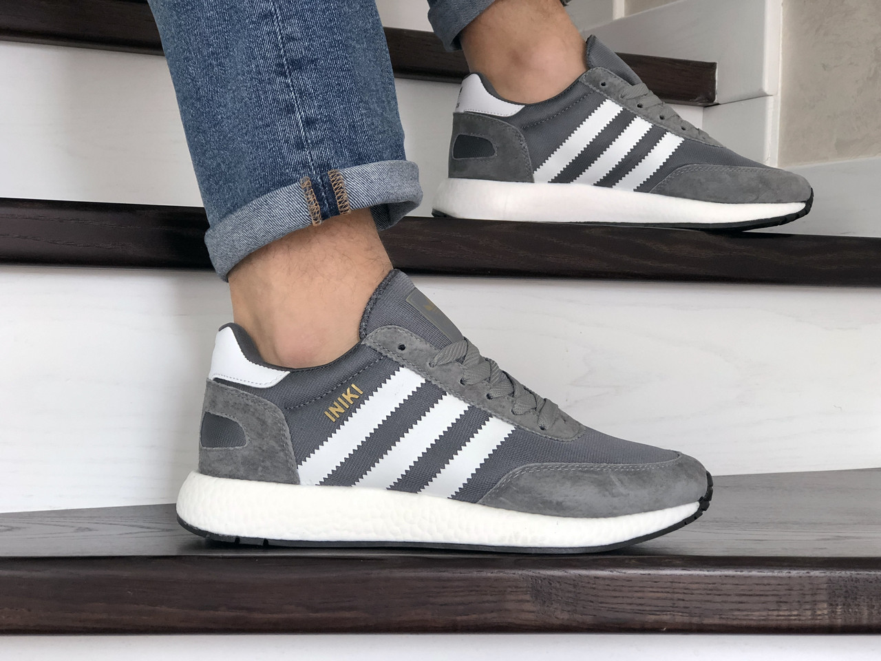 Мужские кроссовки в стиле Adidas Iniki, сетка, замша, серые с белым, 45р(28,5 см), размеры:44,45
Мужские кроссовки в стиле Adidas Iniki, сетка, замша, серые с белым, 45р(28,5 см), размеры:44,45