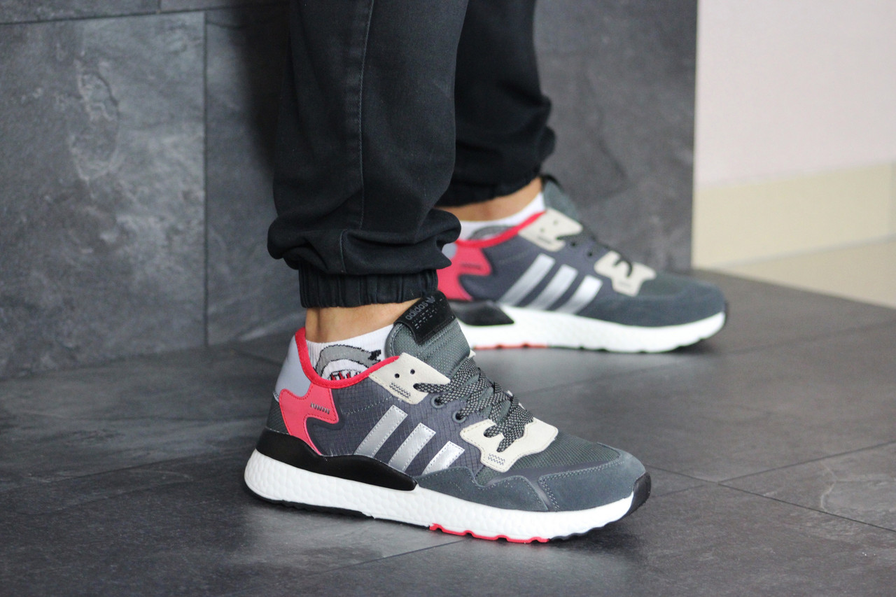 Мужские кроссовки в стиле Adidas Nite Jogger Boost, замша, сетка, серые с красным 42(27 см)
Мужские кроссовки в стиле Adidas Nite Jogger Boost, замша, сетка, серые с красным 42(27 см)