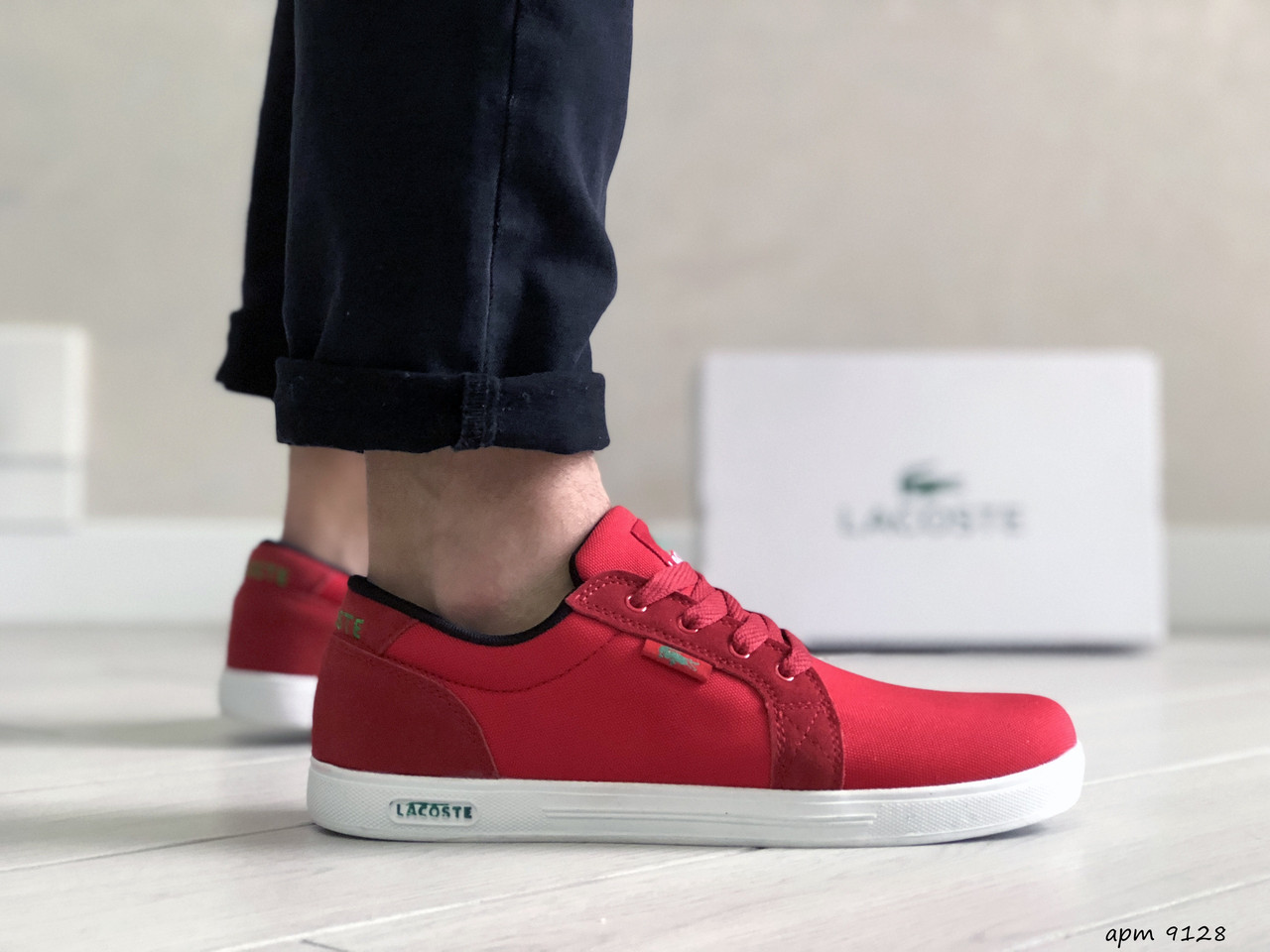 Мужские кроссовки в стиле Lacoste, текстиль, красные 43(27,7 см), размеры:41,42,43,44
Мужские кроссовки в стиле Lacoste, текстиль, красные 43(27,7 см), размеры:41,42,43,44
