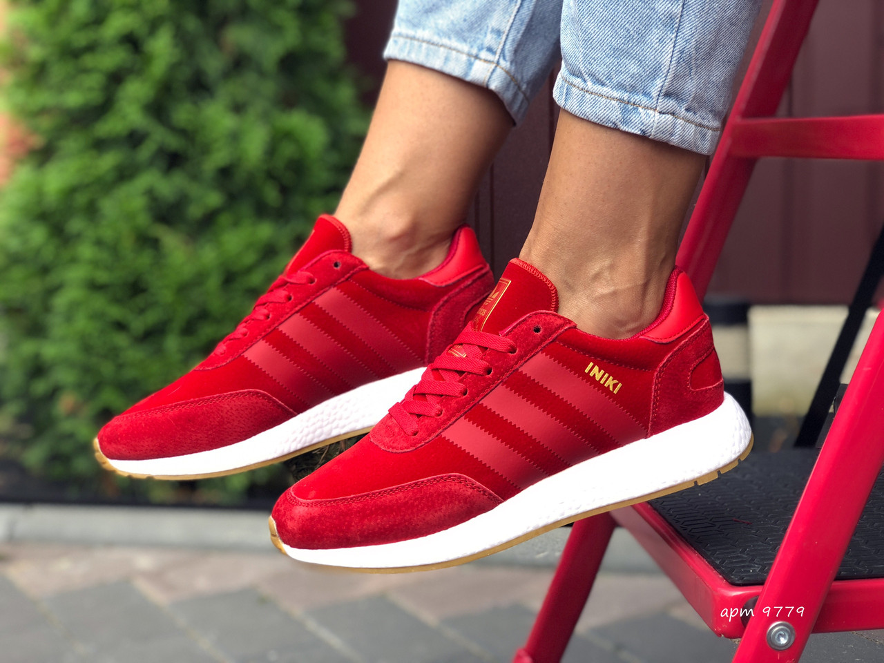 Женские кроссовки в стиле Adidas Iniki, замша, красные с белым, 37 (23,5 см), размеры:36,37,38,41
Женские кроссовки в стиле Adidas Iniki, замша, красные с белым, 37 (23,5 см), размеры:36,37,38,41
