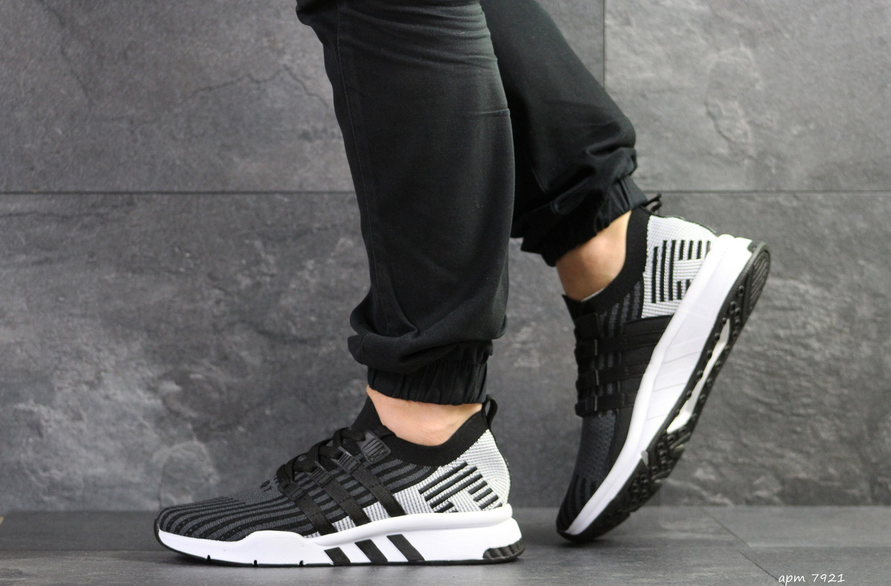 Мужские кроссовки в стиле Adidas Equipment adv 91-18, сетка, серые с белым 45(28,5 см), размеры:44,45
Мужские кроссовки в стиле Adidas Equipment adv 91-18, сетка, серые с белым 45(28,5 см), размеры:44,45