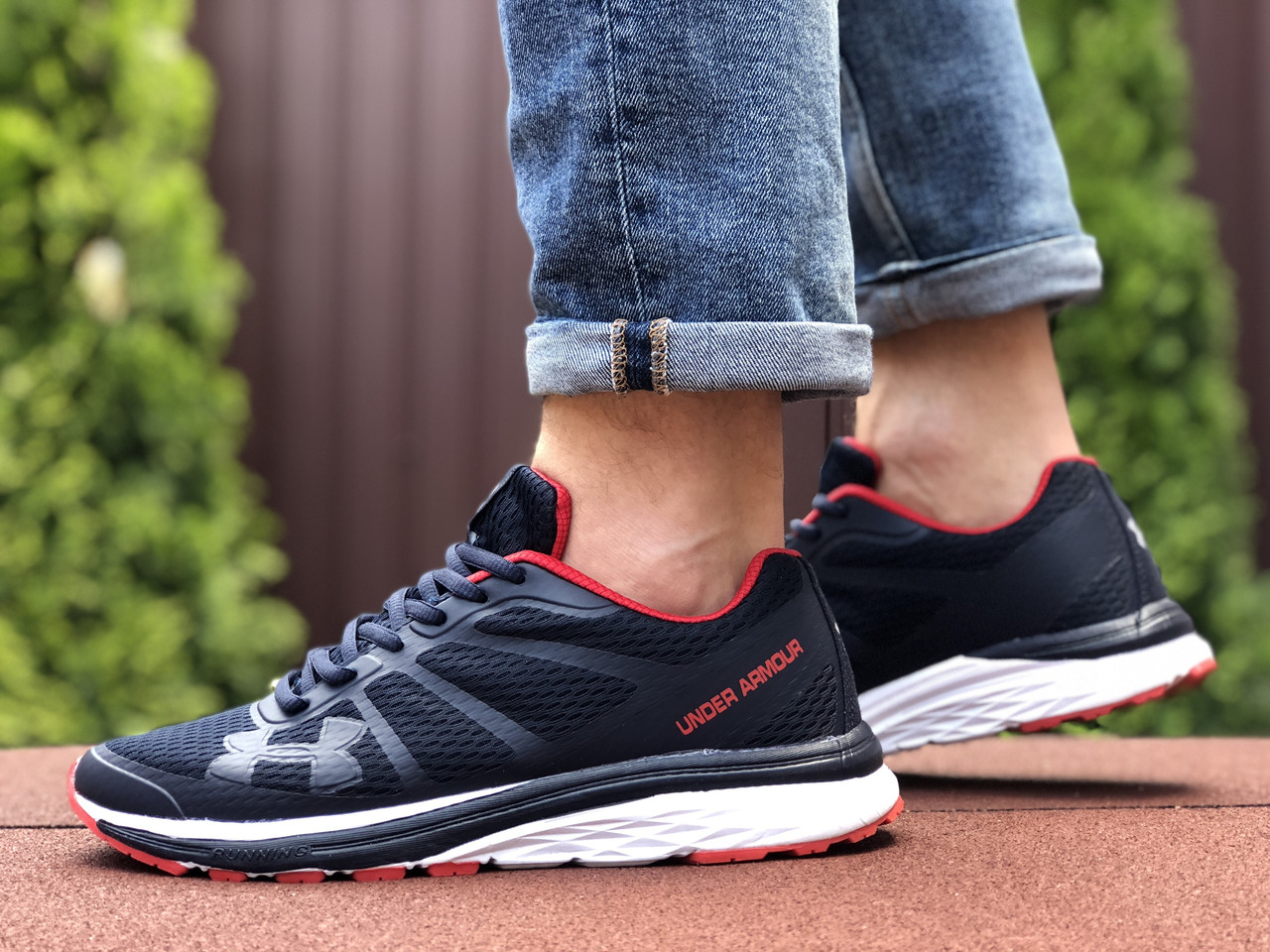 Мужские кроссовки в стиле Under Armour, сетка, синие с белым, 41 (26,3 см), размеры:41,42,43,44
Мужские кроссовки в стиле Under Armour, сетка, синие с белым, 41 (26,3 см), размеры:41,42,43,44
