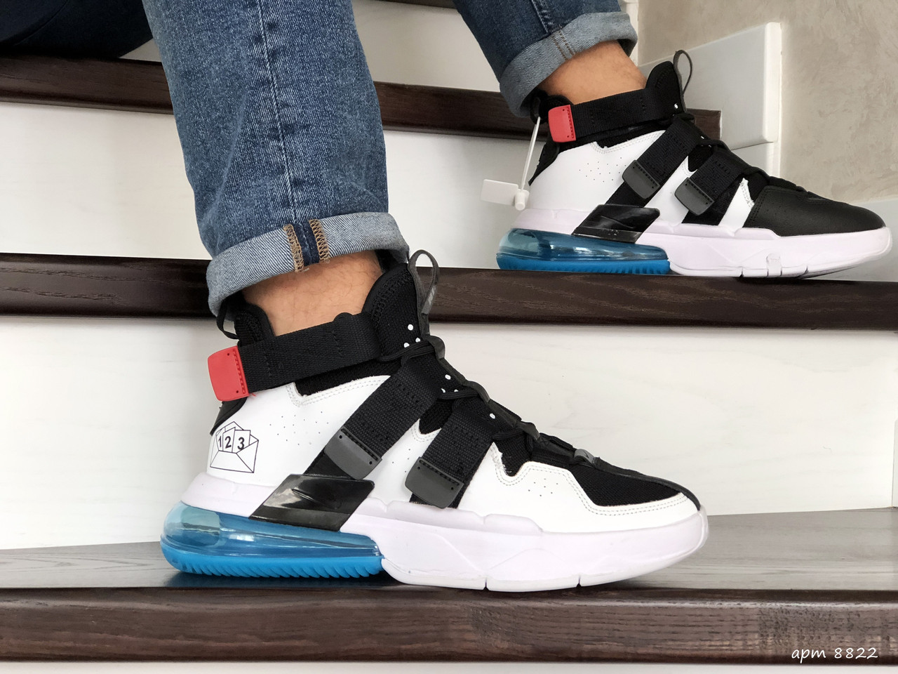 Мужские кроссовки Nike Air Force 270, кожа, текстиль(до 90кг), разноцветные 41(26,3 см)
Мужские кроссовки Nike Air Force 270, кожа, текстиль(до 90кг), разноцветные 41(26,3 см)