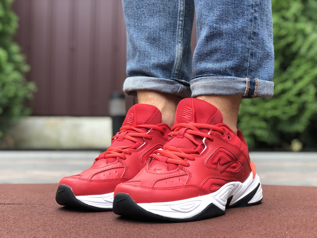 Мужские кроссовки Nike М2K Tekno, кожа, красные с белым 43 (27,5 см), размеры:42,43,44,45
Мужские кроссовки Nike М2K Tekno, кожа, красные с белым 43 (27,5 см), размеры:42,43,44,45