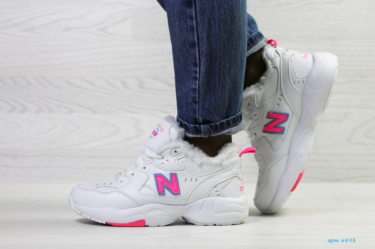 Женские зимние кроссовки на меху в стиле New balance 608, белые 38 (24,5 см), размеры:36,37,38,39,40,41
Женские зимние кроссовки на меху в стиле New balance 608, белые 38 (24,5 см), размеры:36,37,38,39,40,41