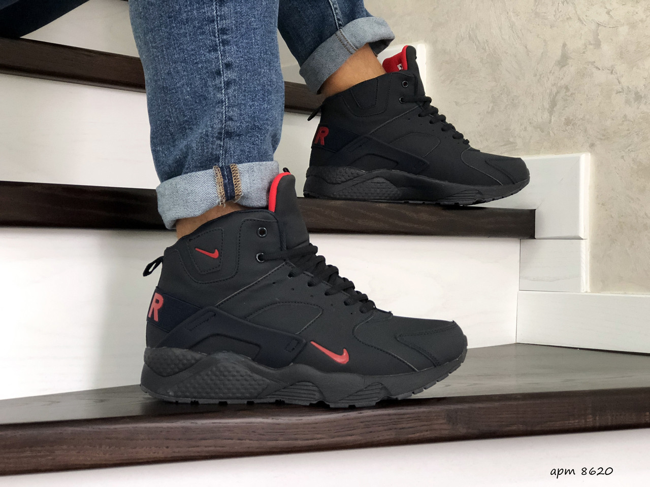 Мужские зимние кроссовки на меху в стиле Nike Air Huarache, кожа, синие с красным 44 (28,1 см)
Мужские зимние кроссовки на меху в стиле Nike Air Huarache, кожа, синие с красным 44 (28,1 см)