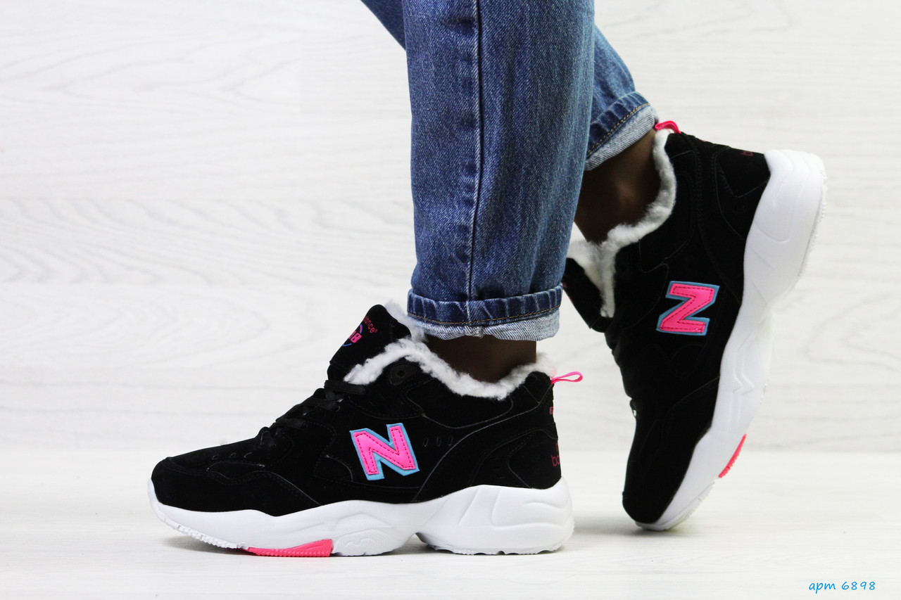 Женские зимние кроссовки на меху в стиле New balance 608, черные 36 (23 см), размеры:36,39
Женские зимние кроссовки на меху в стиле New balance 608, черные 36 (23 см), размеры:36,39