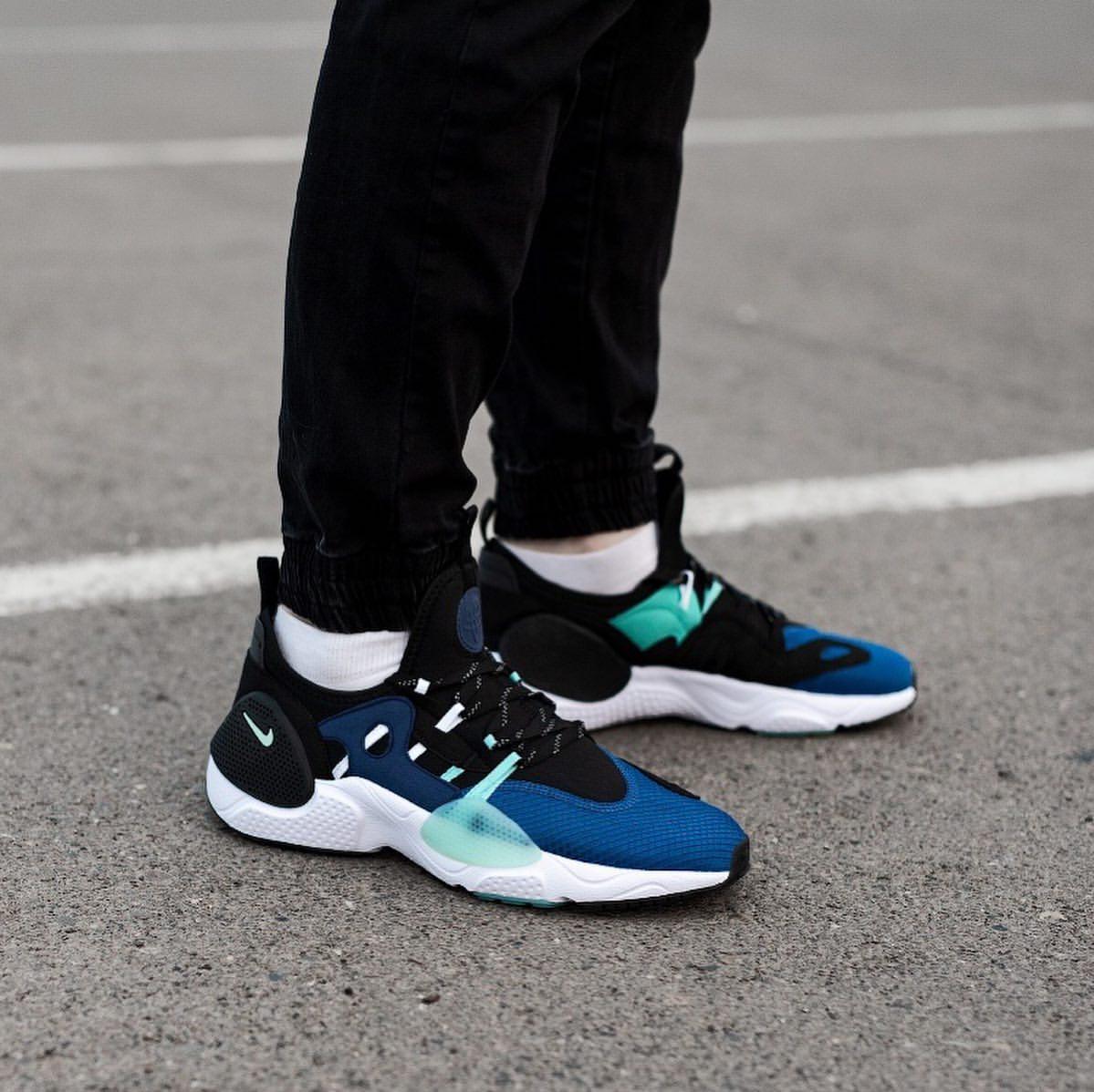 Мужские кроссовки в стиле Nike Air Huarache EDGE, текстиль, синие с белым 43(27,5 см), размеры:42,43,45
Мужские кроссовки в стиле Nike Air Huarache EDGE, текстиль, синие с белым 43(27,5 см), размеры:42,43,45