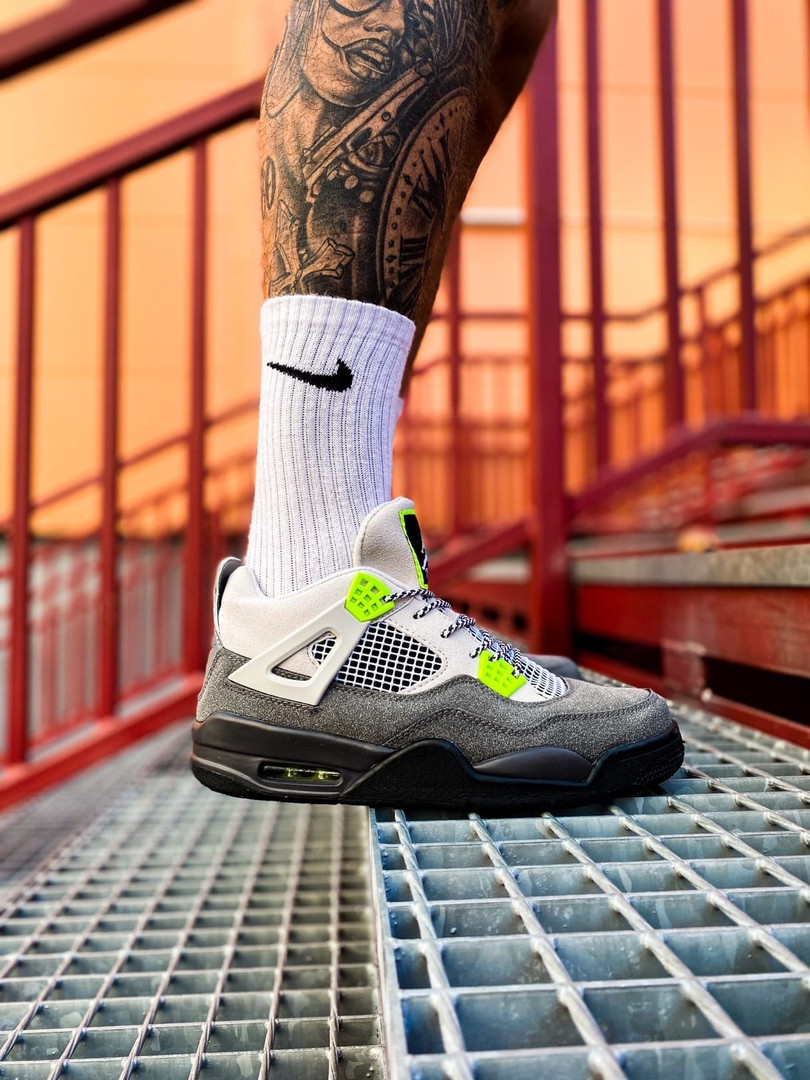 Кроссовки мужские Nike Air Jordan 4 Retro SE серые, Найк Джордан, натуральная замша Код KS-7741
Кроссовки мужские Nike Air Jordan 4 Retro SE серые, Найк Джордан, натуральная замша Код KS-7741