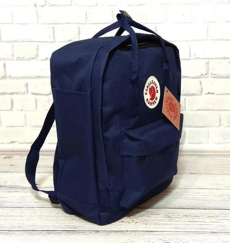 Рюкзак городской 16 л Fjallraven Kanken Classic (женский, мужской) / Канкен Темно-синий
Рюкзак городской 16 л Fjallraven Kanken Classic (женский, мужской) / Канкен Темно-синий