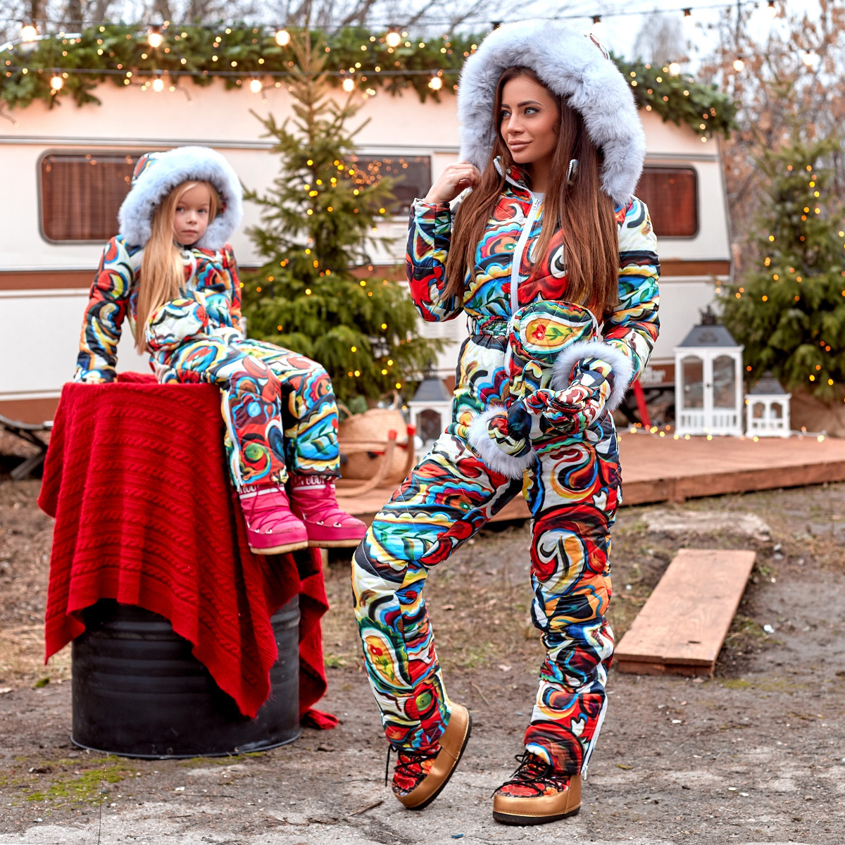 Зимний детский комбинезон с мехом песца Family Look 11444 3 года, Цветная (цепи;цветы;узоры)
Зимний детский комбинезон с мехом песца Family Look 11444 3 года, Цветная (цепи;цветы;узоры)