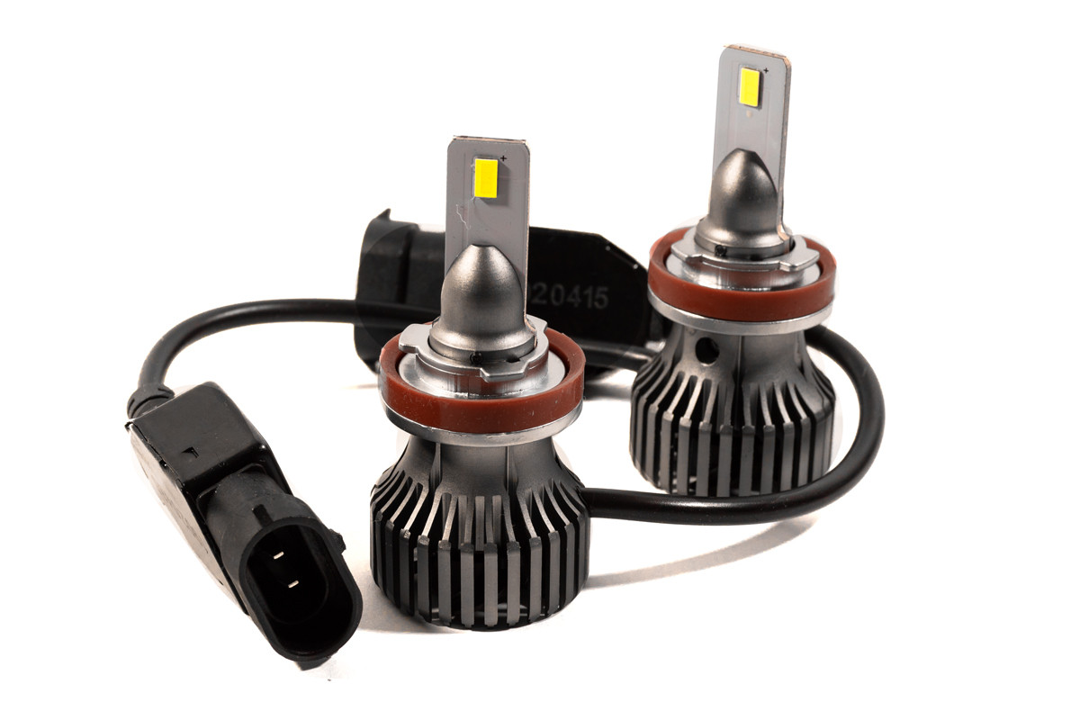 Комплект LED ламп HeadLight F1X H11 (PGJ19-2) 52W 12V 8400Lm с активным охлаждением (увеличенная светоотдача)
Комплект LED ламп HeadLight F1X H11 (PGJ19-2) 52W 12V 8400Lm с активным охлаждением (увеличенная светоотдача)