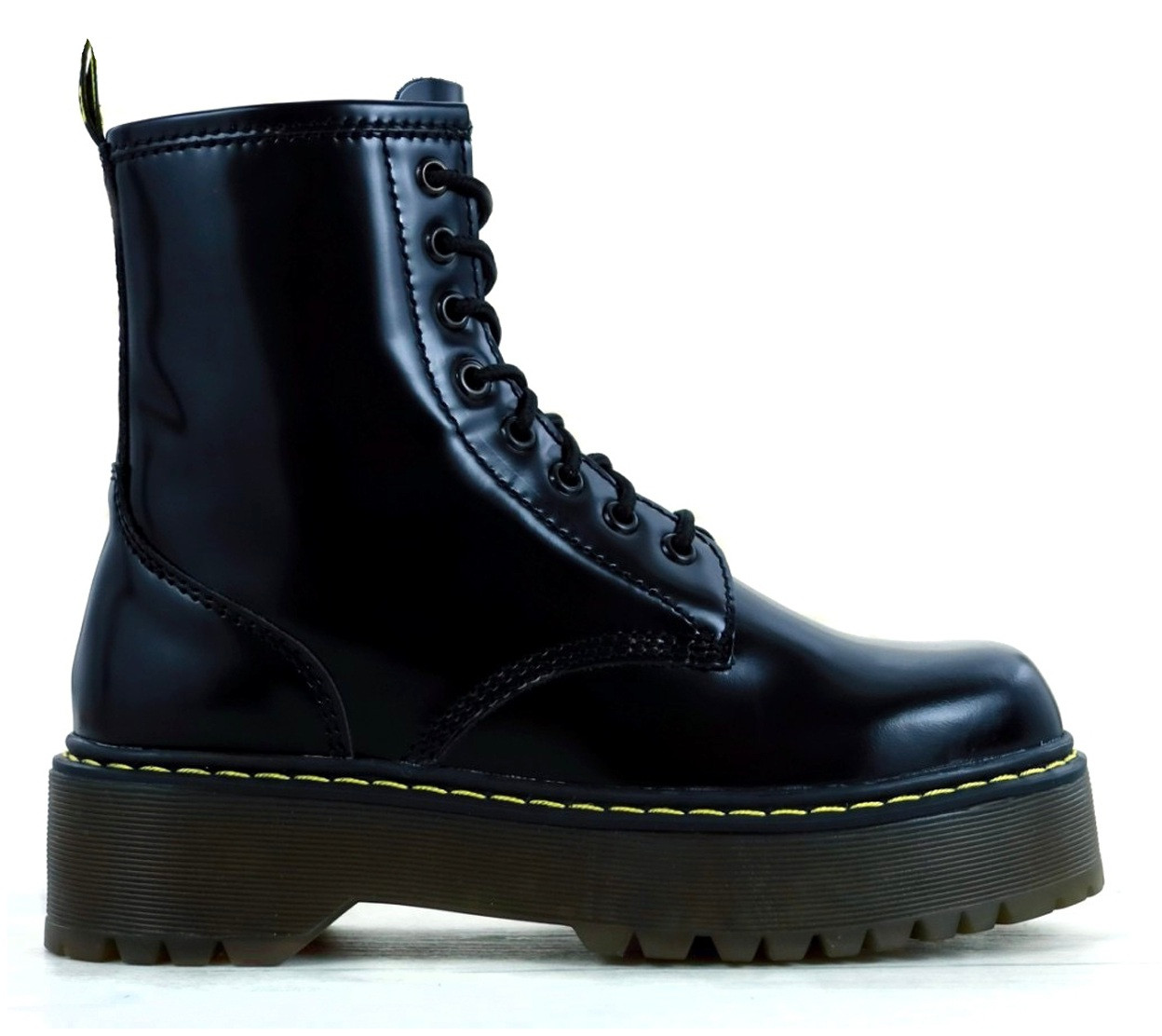 Зимние Женские Ботинки Dr. Martens Jadon на меху "Black Polished Smooth " - "Черные Коричневые" (Копия ААА+) 38, Черный
Зимние Женские Ботинки Dr. Martens Jadon на меху "Black Polished Smooth " - "Черные Коричневые" (Копия ААА+) 38, Черный