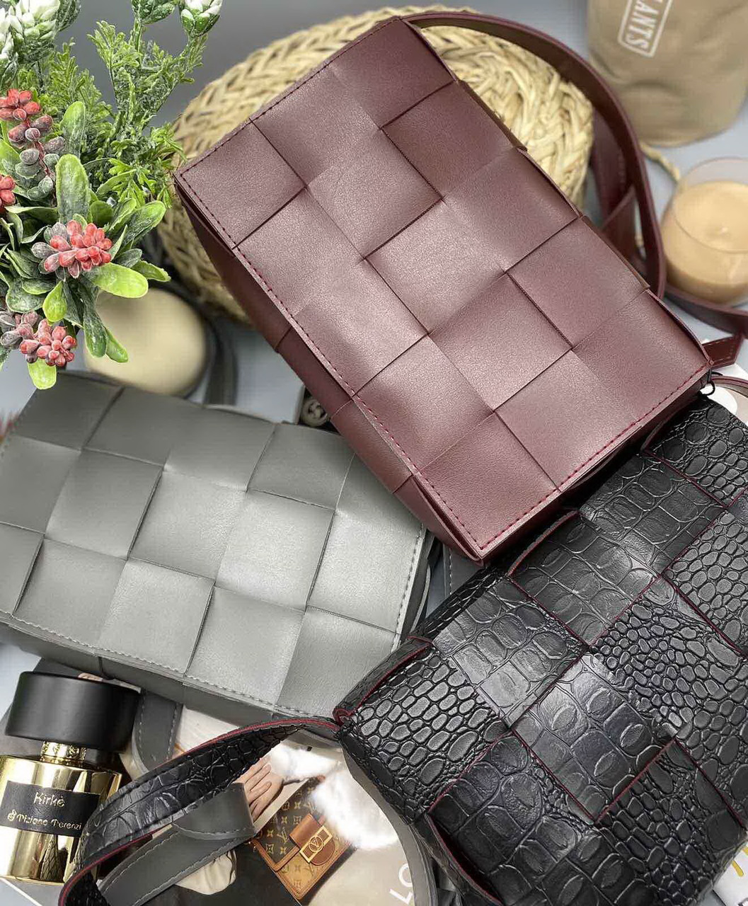 Женская сумка на плечо Bottega Veneta Cassette Боттега Венета в расцветках, жіночі сумки, кросс боди, Бордовый
Женская сумка на плечо Bottega Veneta Cassette Боттега Венета в расцветках, жіночі сумки, кросс боди, Бордовый