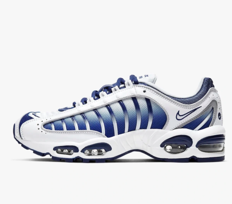 Оригинальные мужские кроссовки NIKE AIR MAX TAILWIND IV (CT1267-101), Разные цвета
Оригинальные мужские кроссовки NIKE AIR MAX TAILWIND IV (CT1267-101), Разные цвета