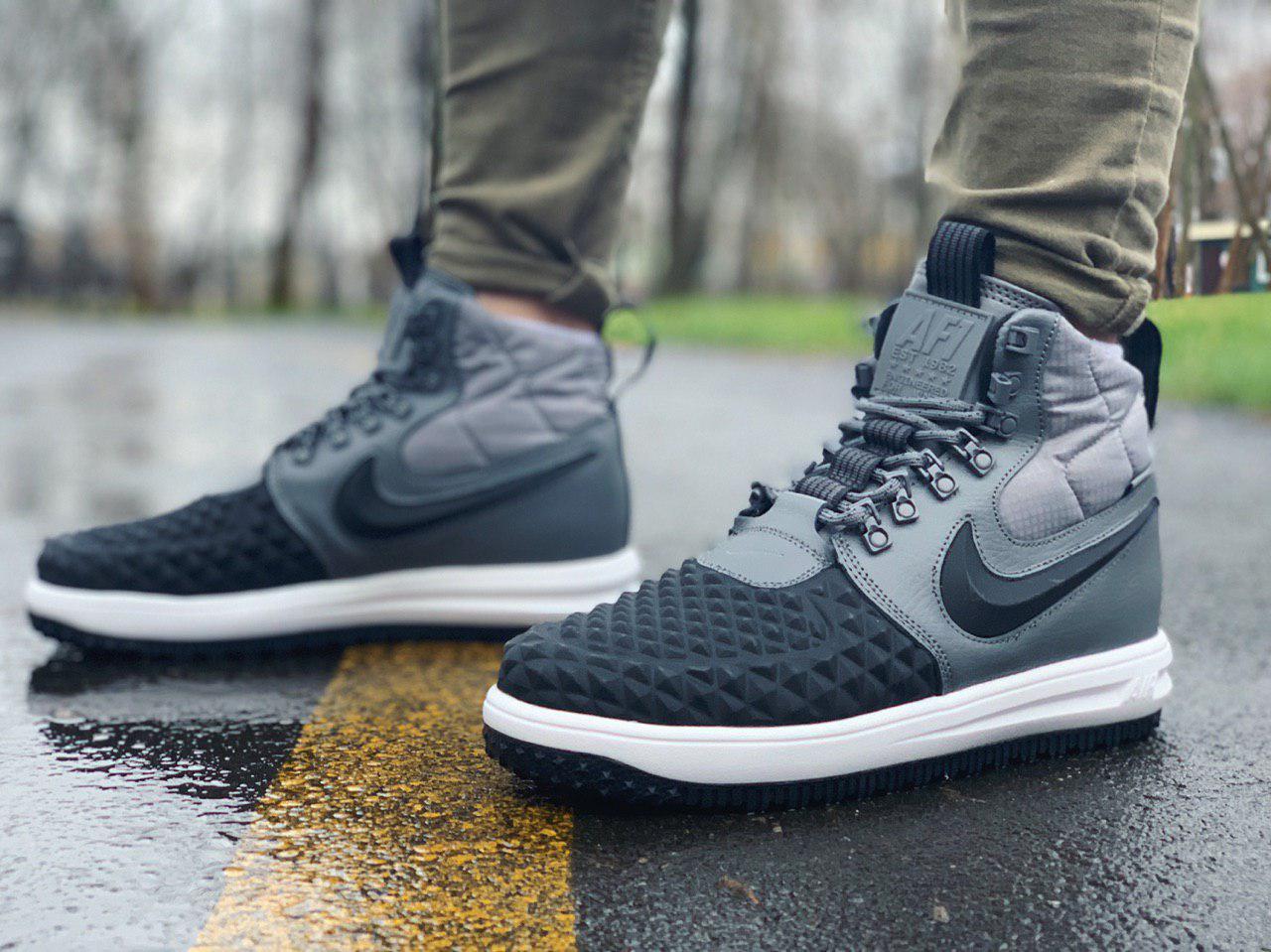 Кроссовки натуральная кожа Nike Lunar Force 1 Найк Лунар Форс (41,42,43,44,45), Серый
Кроссовки натуральная кожа Nike Lunar Force 1 Найк Лунар Форс (41,42,43,44,45), Серый