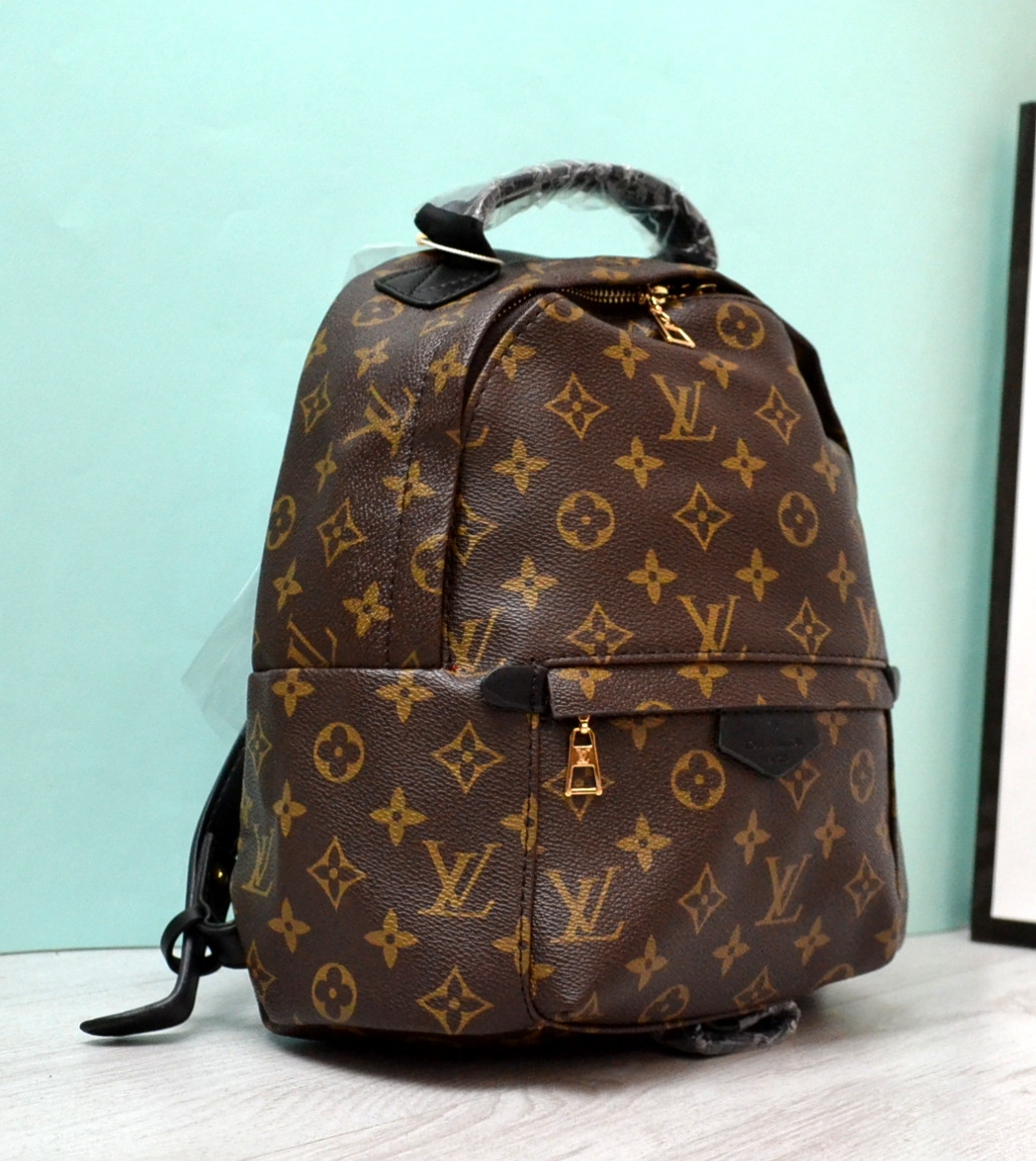 Рюкзак Louis Vuitton Monogram Луи Виттон средний, рюкзак луи витон, молодежный рюкзак, брендовый рюкзак, Коричневый
Рюкзак Louis Vuitton Monogram Луи Виттон средний, рюкзак луи витон, молодежный рюкзак, брендовый рюкзак, Коричневый